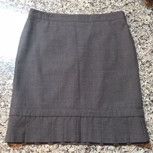Grey express skirt.